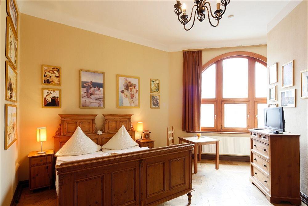 Avalon Bed & Breakfast Themen/- Nichtraucherhotel هانوفر المظهر الخارجي الصورة