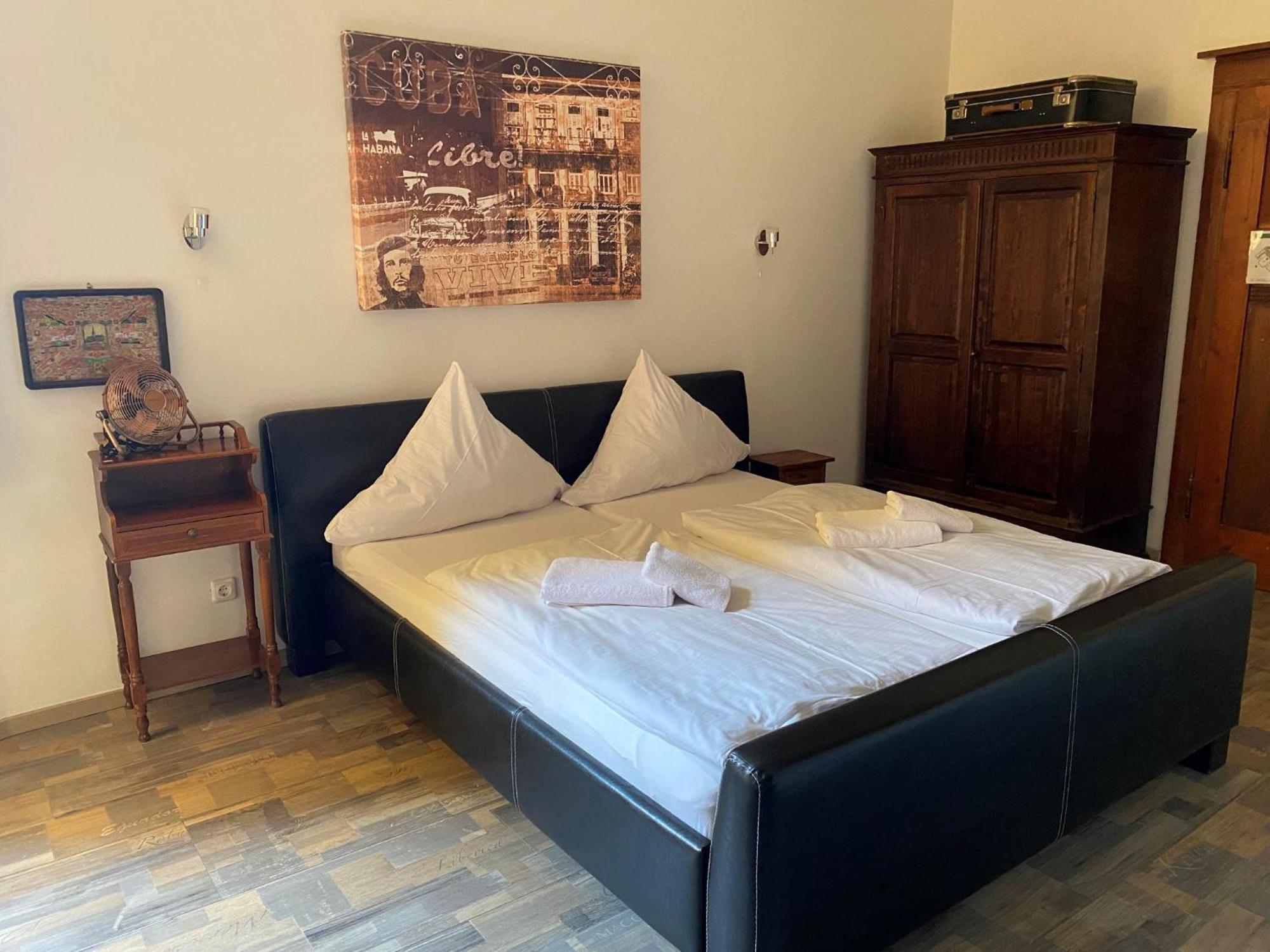 Avalon Bed & Breakfast Themen/- Nichtraucherhotel هانوفر المظهر الخارجي الصورة