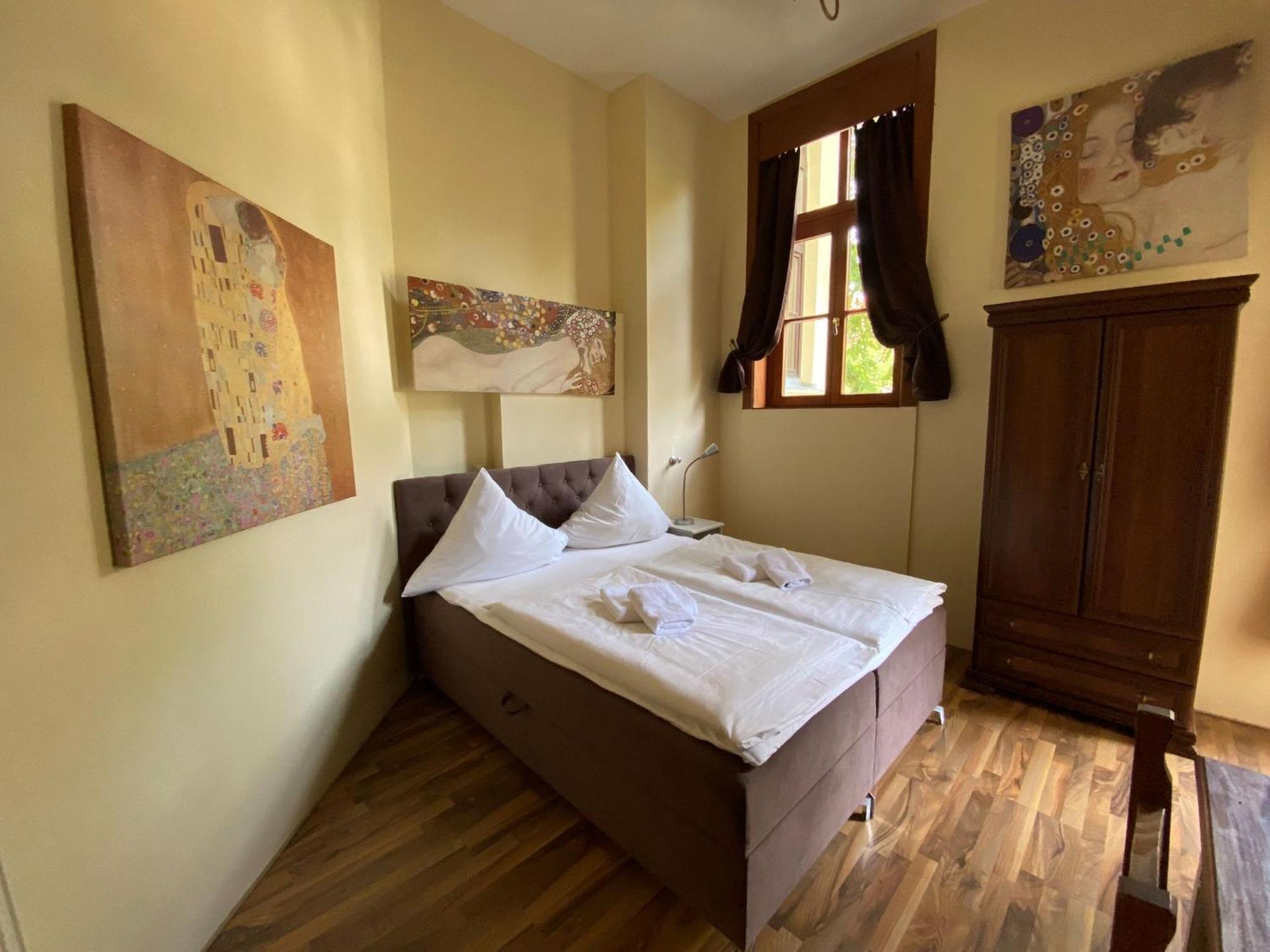Avalon Bed & Breakfast Themen/- Nichtraucherhotel هانوفر المظهر الخارجي الصورة