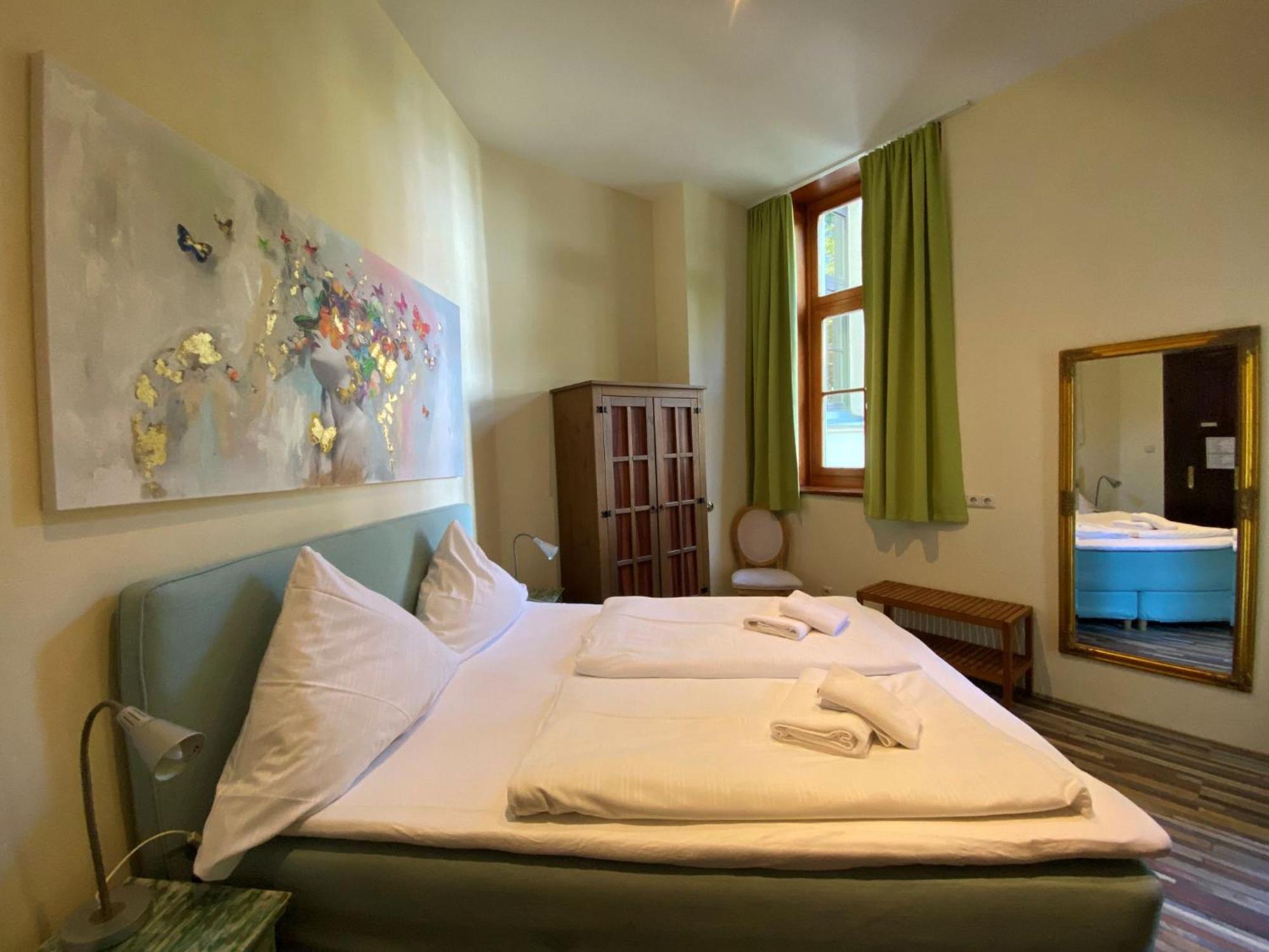 Avalon Bed & Breakfast Themen/- Nichtraucherhotel هانوفر المظهر الخارجي الصورة