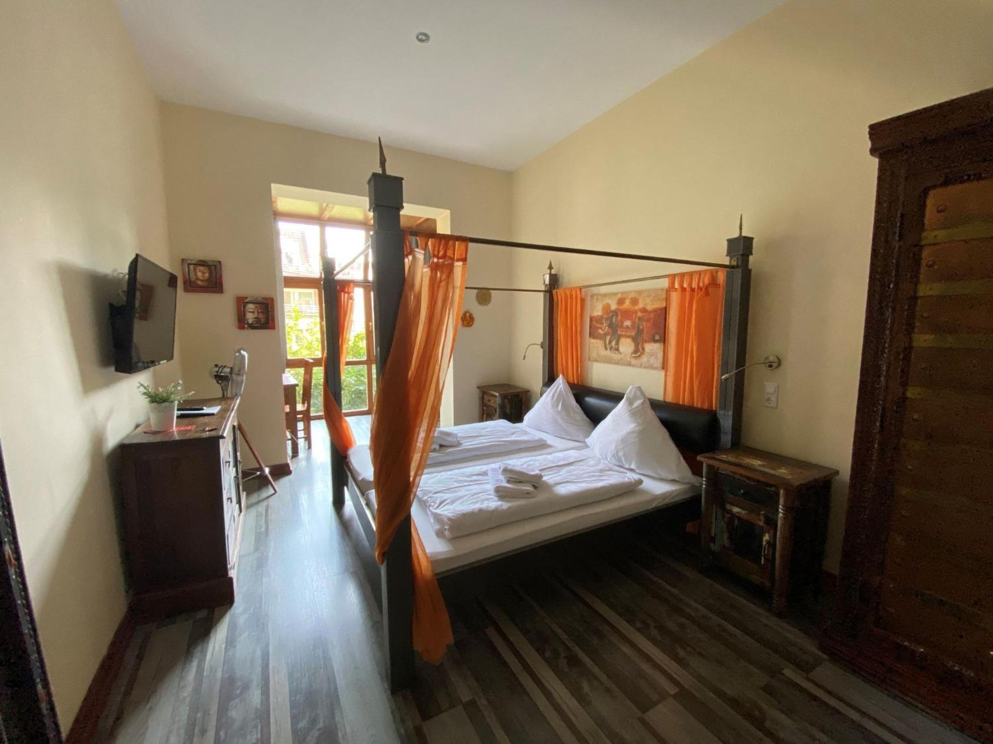 Avalon Bed & Breakfast Themen/- Nichtraucherhotel هانوفر المظهر الخارجي الصورة