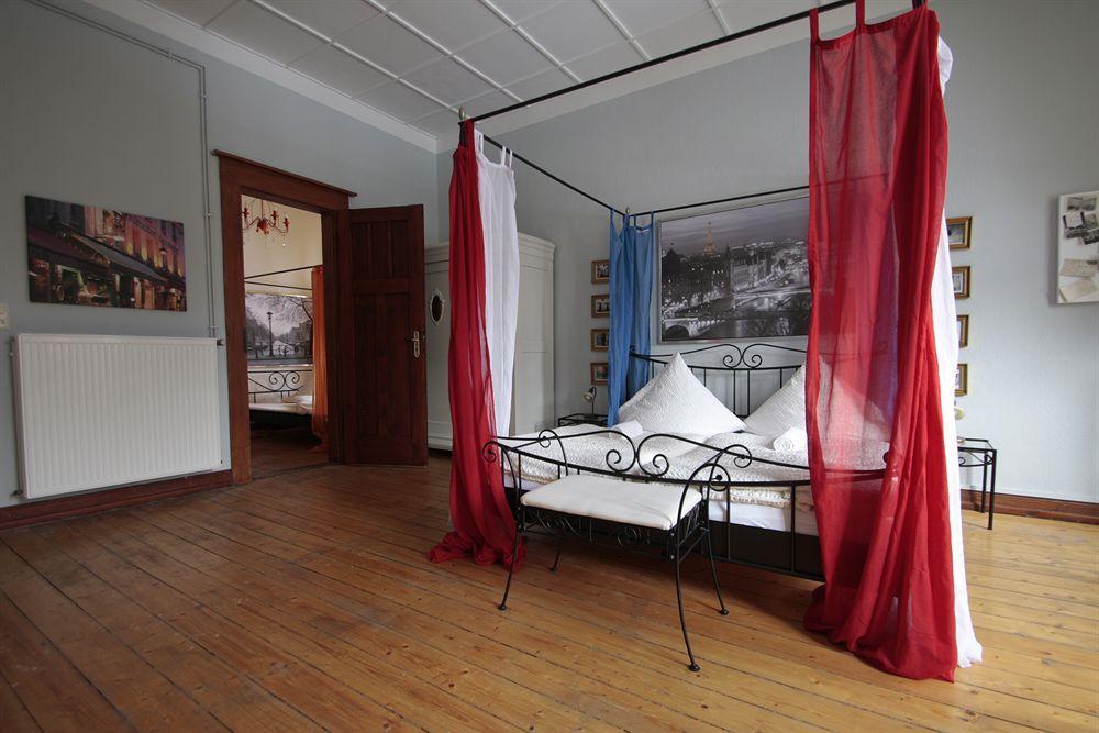 Avalon Bed & Breakfast Themen/- Nichtraucherhotel هانوفر المظهر الخارجي الصورة