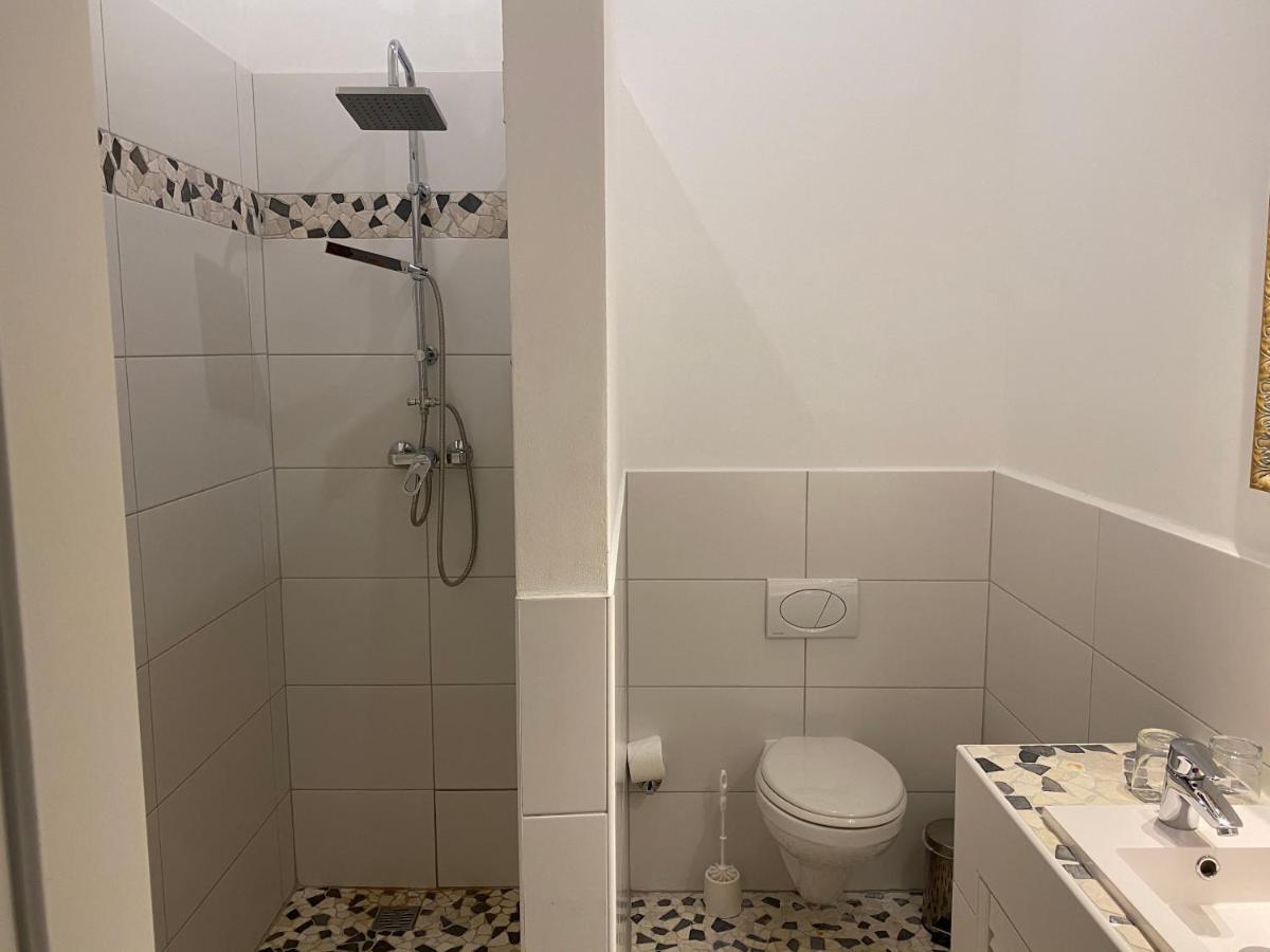 Avalon Bed & Breakfast Themen/- Nichtraucherhotel هانوفر المظهر الخارجي الصورة