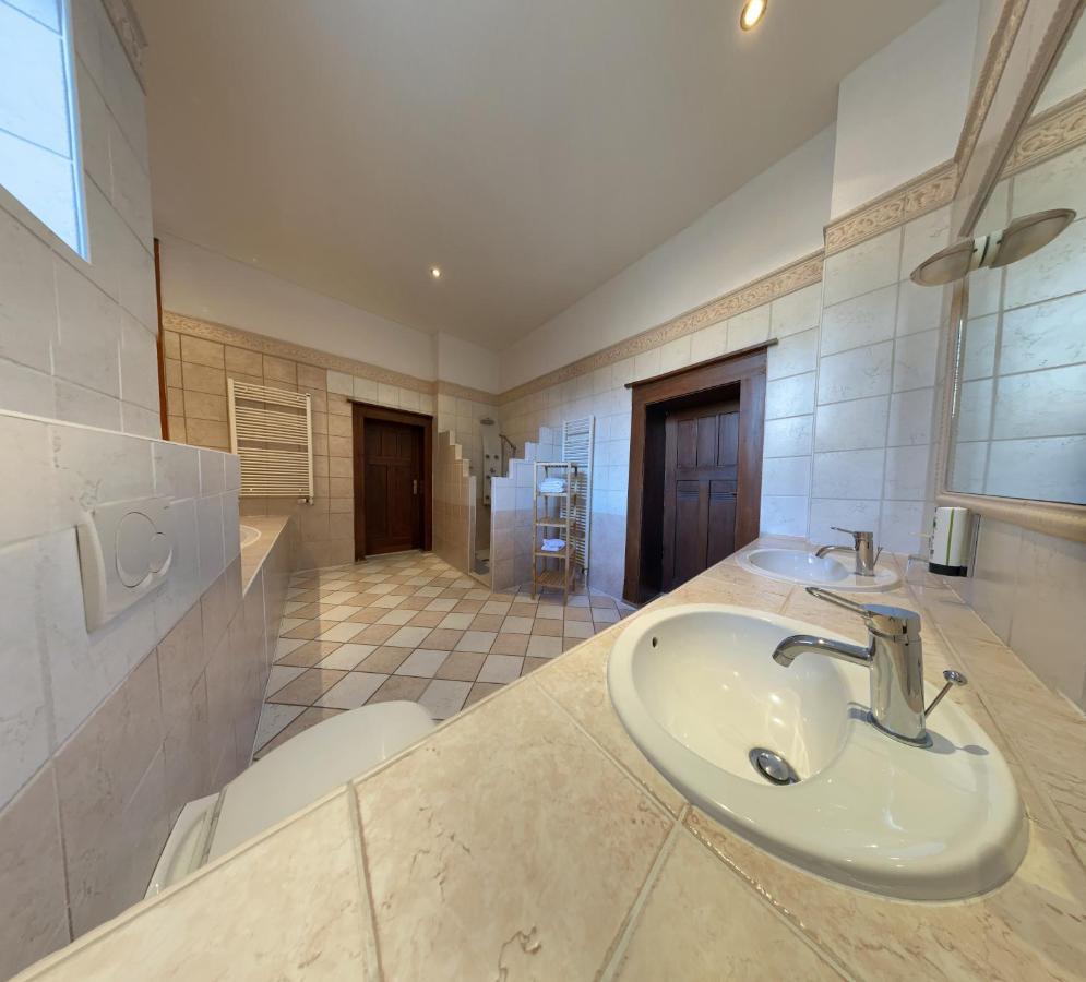 Avalon Bed & Breakfast Themen/- Nichtraucherhotel هانوفر المظهر الخارجي الصورة